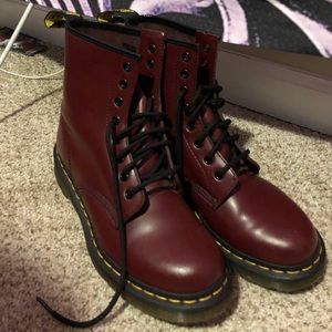 Red dr martens